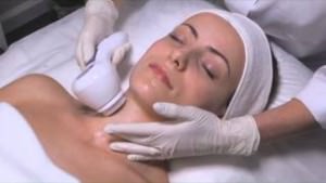 HydraSonic Dermal Cleansing System in action